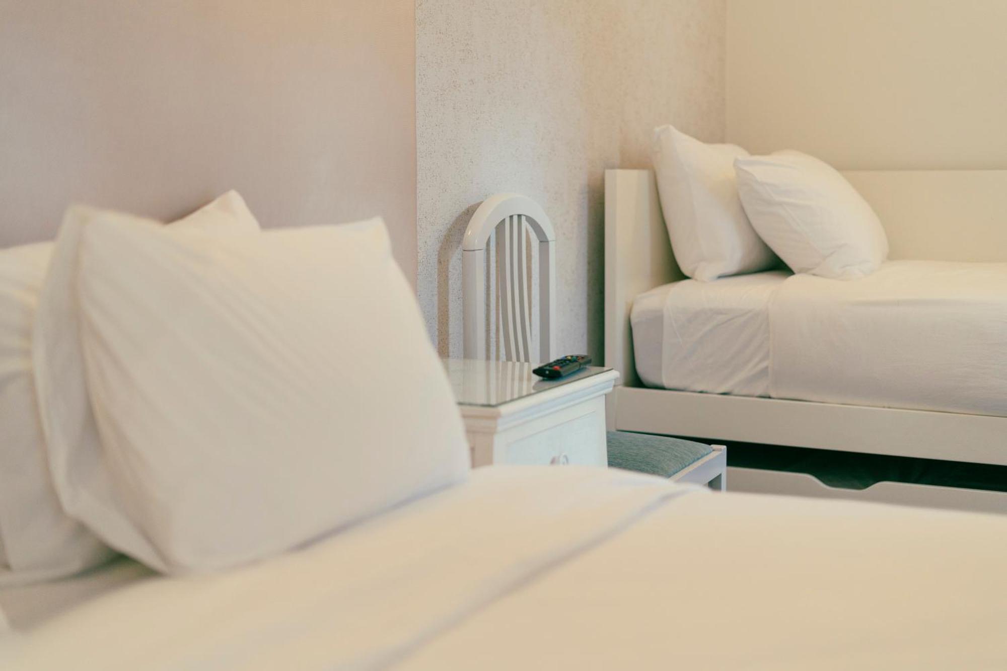 Residencia Maciel ペニシェ エクステリア 写真